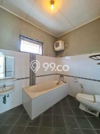 Jual Rumah Strategis Bagus Punya 3 KT di BSD Tangerang Selatan SHM Jual Rumah Strategis Bagus Punya 3 KT di BSD Tangerang Selatan SHM