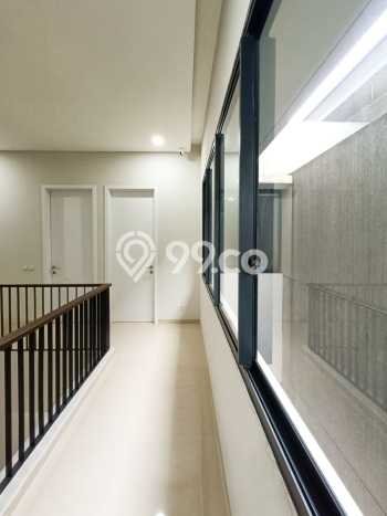 Dijual Rumah Luas Elegan Dengan View Eksklusif di Bintaro, Tangerang Selatan Dijual Rumah Luas Elegan Dengan View Eksklusif di Bintaro, Tangerang Selatan