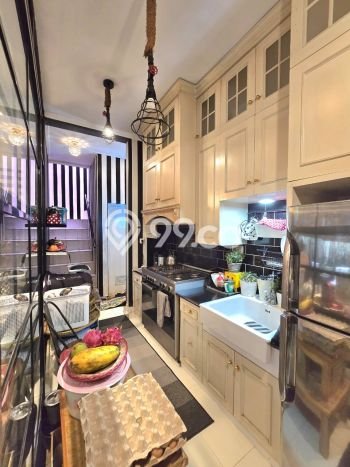 Hunian Mewah LB 135m2 Siap Pakai Desain Elegan di Bintaro, Tangerang Selatan Hunian Mewah LB 135m2 Siap Pakai Desain Elegan di Bintaro, Tangerang Selatan