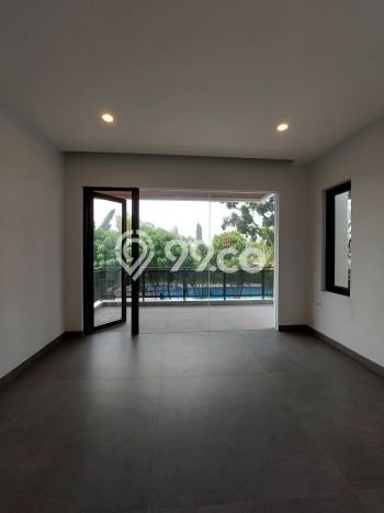 Rumah Mewah LB 700m2 Siap Pakai Desain Elegan di Alam Sutera, Tangerang Rumah Mewah LB 700m2 Siap Pakai Desain Elegan di Alam Sutera, Tangerang