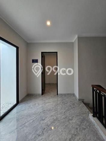 Dijual Rumah Luas Megah Dengan View Eksklusif di Graha Raya, Tangerang Selatan Dijual Rumah Luas Megah Dengan View Eksklusif di Graha Raya, Tangerang Selatan