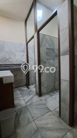 Hunian Mewah LB 300m2 Siap Pakai Desain Elegan di Bintaro, Jakarta Selatan Hunian Mewah LB 300m2 Siap Pakai Desain Elegan di Bintaro, Jakarta Selatan