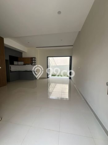 Rumah Luas Asri 3 KT Siap Huni di Graha Raya Tangerang Selatan Rumah Luas Asri 3 KT Siap Huni di Graha Raya Tangerang Selatan