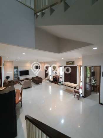 Jual Rumah Luas Elegan Dengan View Eksklusif di Bintaro, Tangerang Selatan Jual Rumah Luas Elegan Dengan View Eksklusif di Bintaro, Tangerang Selatan