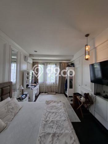 Dijual Rumah Luas Elegan Dengan View Eksklusif di Bintaro, Tangerang Selatan Dijual Rumah Luas Elegan Dengan View Eksklusif di Bintaro, Tangerang Selatan