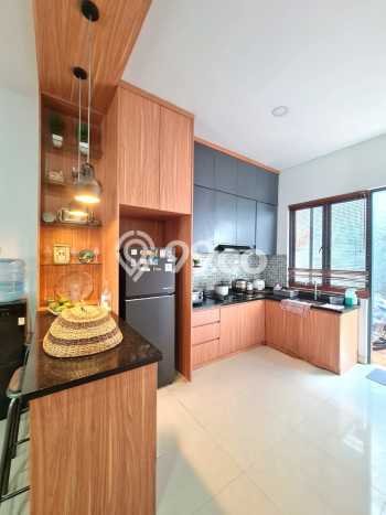 Rumah Elit Modern Siap Huni di Bintaro Tangerang Selatan Rumah Elit Modern Siap Huni di Bintaro Tangerang Selatan