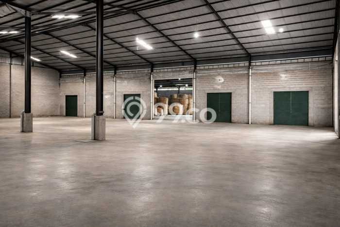 Disewakan Gudang di Tangerang Tangerang LT 2000m2, LB 1700m2 Disewakan Gudang di Tangerang Tangerang LT 2000m2, LB 1700m2