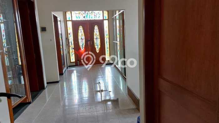 Dijual Hunian Mewah dengan Fasilitas Sekitar Komplit di Rungkut, Surabaya Dijual Hunian Mewah dengan Fasilitas Sekitar Komplit di Rungkut, Surabaya