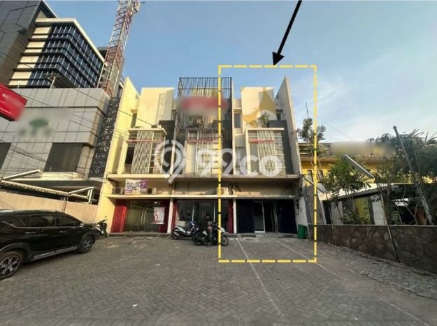 Unit Ruko Disewa Lokasi Rungkut, Surabaya Spesifikasi Luas Bangunan 300m2 Unit Ruko Disewa Lokasi Rungkut, Surabaya Spesifikasi Luas Bangunan 300m2