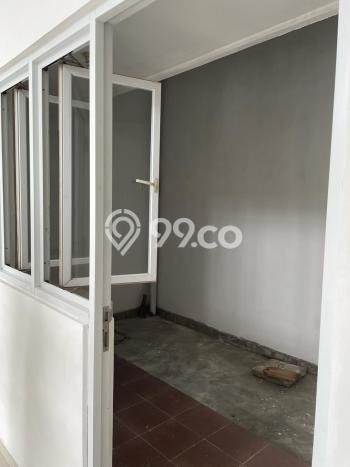 For Sale Rumah 2 Kamar Lokasi Strategis Bagus dan Strategis di Rungkut For Sale Rumah 2 Kamar Lokasi Strategis Bagus dan Strategis di Rungkut