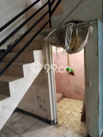 INVESTASI POTENSIAL! Ruko di Lumajang, Luas 88m2m², Kawasan Bisnis INVESTASI POTENSIAL! Ruko di Lumajang, Luas 88m2m², Kawasan Bisnis