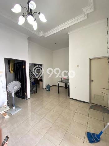 Dijual Hunian Rumah Terawat 3 Kamar di Surabaya Kota, Surabaya Dijual Hunian Rumah Terawat 3 Kamar di Surabaya Kota, Surabaya