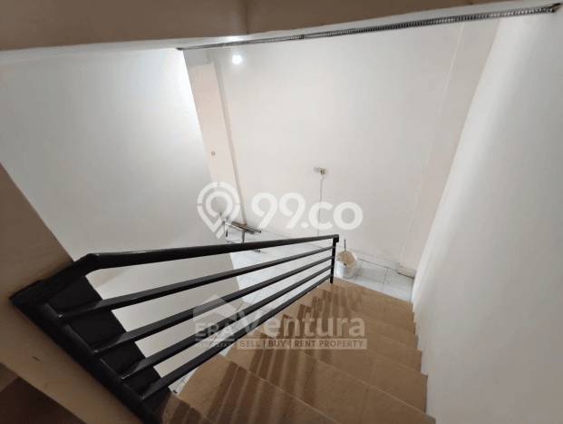 Ruko di Rungkut, Luas 96m², Kawasan Bisnis, Akses Rungkut, Surabaya, Surabaya Ruko di Rungkut, Luas 96m², Kawasan Bisnis, Akses Rungkut, Surabaya, Surabaya