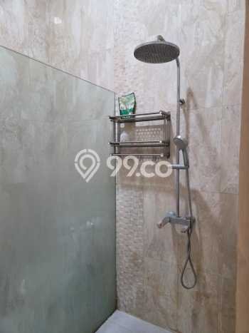 FOR RENT! Ruko di Surabaya Kota Cocok untuk Bisnis 300m2 FOR RENT! Ruko di Surabaya Kota Cocok untuk Bisnis 300m2