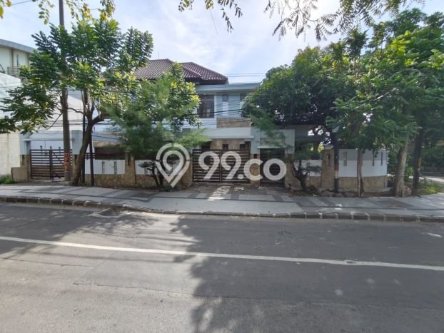 Rumah sewa siap pakai 5 Kamar Tidur di Surabaya Kota, Surabaya Rumah sewa siap pakai 5 Kamar Tidur di Surabaya Kota, Surabaya