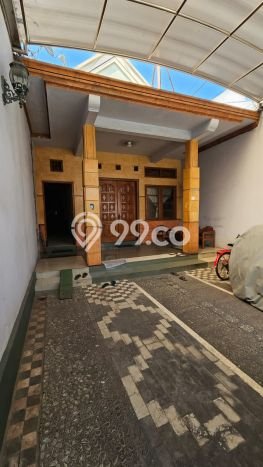 Dijual Hunian Mewah dengan Fasilitas Sekitar Lengkap di Rungkut, Surabaya Dijual Hunian Mewah dengan Fasilitas Sekitar Lengkap di Rungkut, Surabaya