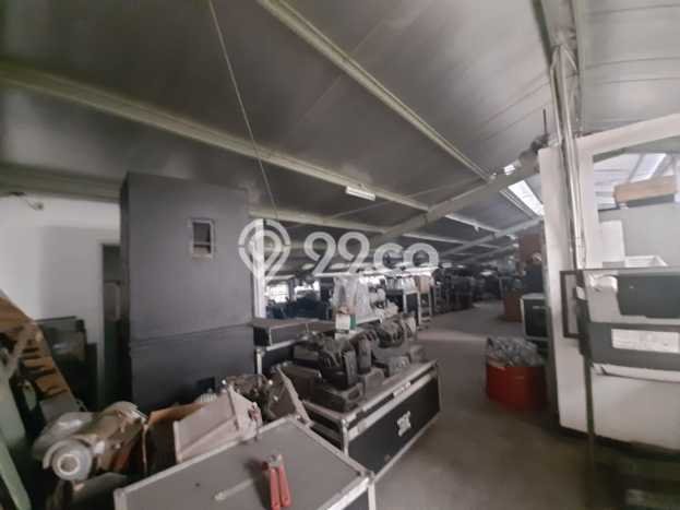 Gudang Favorit Dijual di Wiyung Surabaya Area Pusat Bisnis Gudang Favorit Dijual di Wiyung Surabaya Area Pusat Bisnis