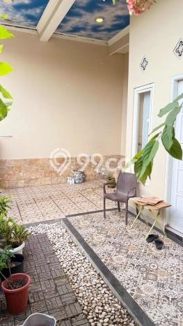 Dijual Rumah 3 Kamar Lokasi Strategis Nyaman dan Strategis di Rungkut Dijual Rumah 3 Kamar Lokasi Strategis Nyaman dan Strategis di Rungkut