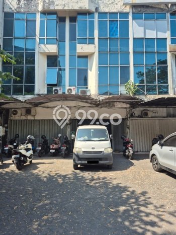 Ruko Bagus Dijual LB 474m2 Lokasi Strategis Surabaya Area Cocok untuk Bisnis Ruko Bagus Dijual LB 474m2 Lokasi Strategis Surabaya Area Cocok untuk Bisnis