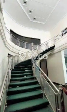 Disewakan Rumah Nyaman LT 700m2 / LB 850m2 di Surabaya Kota, Surabaya Disewakan Rumah Nyaman LT 700m2 / LB 850m2 di Surabaya Kota, Surabaya