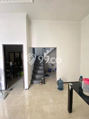 Dijual Hunian Rumah Terawat 3 Kamar di Surabaya Kota, Surabaya Dijual Hunian Rumah Terawat 3 Kamar di Surabaya Kota, Surabaya
