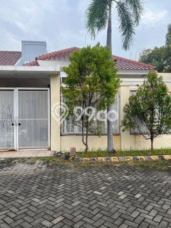 Dijual Cepat Rumah Favorit Siap Huni LB 183m2 di Rungkut, Surabaya Dijual Cepat Rumah Favorit Siap Huni LB 183m2 di Rungkut, Surabaya
