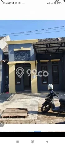 Disewakan! Rumah 2 Kamar Tidur &
1 Kamar Mandi di Losari, Makassar Disewakan! Rumah 2 Kamar Tidur &
1 Kamar Mandi di Losari, Makassar