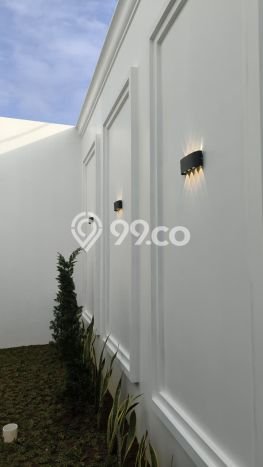 Rumah Modern 5 KT di Jatibening Bekasi Semi Furnished Rumah Modern 5 KT di Jatibening Bekasi Semi Furnished