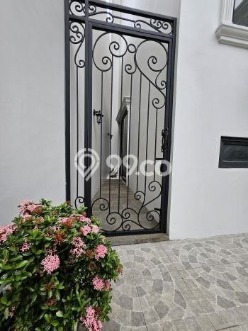 Dijual Rumah Eksklusif 4 KT di Pondok Gede, Bekasi Dijual Rumah Eksklusif 4 KT di Pondok Gede, Bekasi