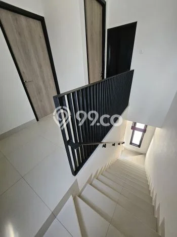 Rumah Modern 3 KT LT 95m2 di Taman Mini Rumah Modern 3 KT LT 95m2 di Taman Mini
