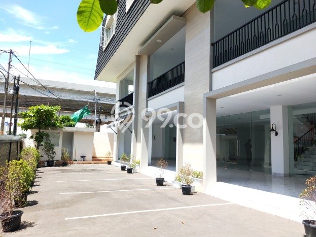 Kantor Dijual di Jakarta Timur LT 625m2 & LB 1800m2 Lokasi Terbaik! Kantor Dijual di Jakarta Timur LT 625m2 & LB 1800m2 Lokasi Terbaik!