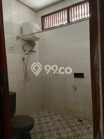 Rumah Kontrakan Jakarta Selatan LT 380m2 LB 250m2 Kawasan Cinere Rumah Kontrakan Jakarta Selatan LT 380m2 LB 250m2 Kawasan Cinere
