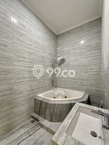 Hunian Mewah LB 580m2 Siap Pakai Desain Elegan di Kemang, Jakarta Selatan Hunian Mewah LB 580m2 Siap Pakai Desain Elegan di Kemang, Jakarta Selatan