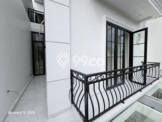 Jual Rumah Strategis Bagus Punya 4 KT di Cinere Depok SHM Jual Rumah Strategis Bagus Punya 4 KT di Cinere Depok SHM