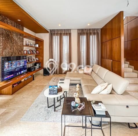 Hunian Elit LB 600m2 Siap Pakai Desain Elegan di Kemang, Jakarta Selatan Hunian Elit LB 600m2 Siap Pakai Desain Elegan di Kemang, Jakarta Selatan