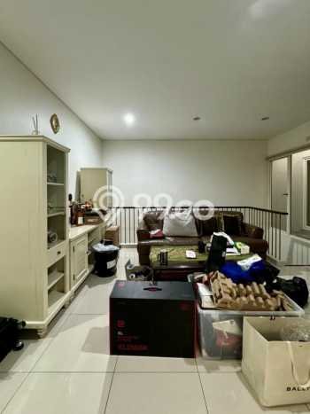 Hunian Elit LB 360m2 Siap Pakai Desain Elegan di Lebak Bulus, Jakarta Selatan Hunian Elit LB 360m2 Siap Pakai Desain Elegan di Lebak Bulus, Jakarta Selatan
