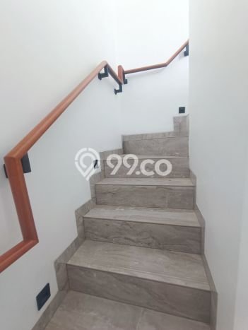 Hunian Cantik Modern Lb 75m2 di Cipayung, Jakarta Timur Hunian Cantik Modern Lb 75m2 di Cipayung, Jakarta Timur