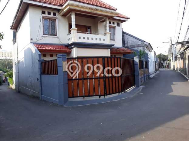 Hunian Cantik Modern Lb 210m2 di Ciracas, Jakarta Timur Hunian Cantik Modern Lb 210m2 di Ciracas, Jakarta Timur