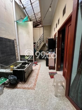 Rumah Luas Asri 4 KT Siap Pakai di Cijantung Jakarta Timur Rumah Luas Asri 4 KT Siap Pakai di Cijantung Jakarta Timur
