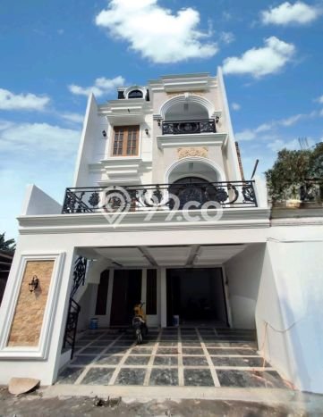 Hunian Mewah Siap Huni LT 102m2 di Jagakarsa, Jakarta Selatan Hunian Mewah Siap Huni LT 102m2 di Jagakarsa, Jakarta Selatan