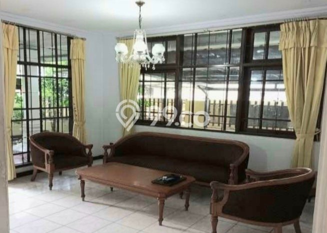 Siap Huni Hunian Elit 6 Kamar di Tebet Dekat ke Mana Saja Siap Huni Hunian Elit 6 Kamar di Tebet Dekat ke Mana Saja