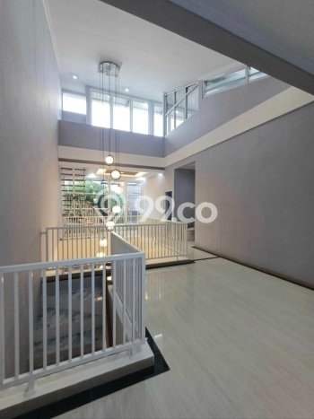 Siap Huni Rumah Mewah 4 Kamar di Jagakarsa Dekat ke Mana Pun Siap Huni Rumah Mewah 4 Kamar di Jagakarsa Dekat ke Mana Pun