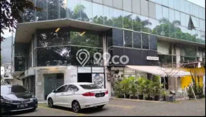 Unit Ruko Dijual di Jakarta Selatan LT 202m2 & LB 592m2 Unit Ruko Dijual di Jakarta Selatan LT 202m2 & LB 592m2