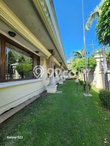 Kantor Bagus Dijual LB 722m2 Lokasi Strategis Surabaya Area Cocok untuk Berbisnis Kantor Bagus Dijual LB 722m2 Lokasi Strategis Surabaya Area Cocok untuk Berbisnis