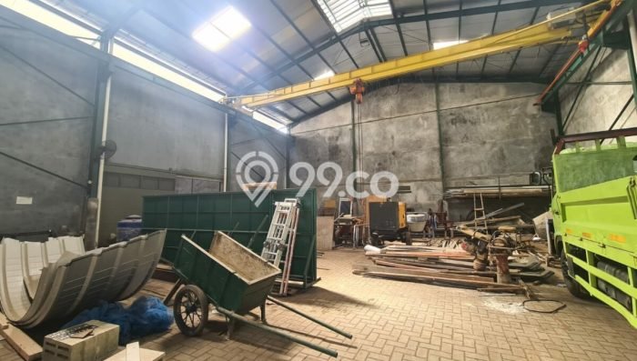 LOKASI STRATEGIS! Gudang Kawasan Harapan Indah, Luas 520m², Area Bisnis LOKASI STRATEGIS! Gudang Kawasan Harapan Indah, Luas 520m², Area Bisnis