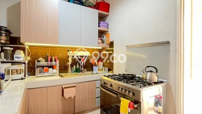 Rumah 4 Kamar Tidur Desain Minimalis di Summarecon Bekasi, Dekat Pusat Kota, Bekasi Rumah 4 Kamar Tidur Desain Minimalis di Summarecon Bekasi, Dekat Pusat Kota, Bekasi