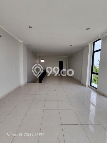 FOR RENT! Ruko di Summarecon Bekasi Cocok untuk Bisnis 181m2 FOR RENT! Ruko di Summarecon Bekasi Cocok untuk Bisnis 181m2