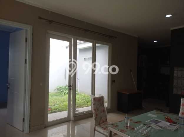 Rumah Terawat 4 KT 3 KM di Kawasan Komersial Summarecon Bekasi, Bekasi Rumah Terawat 4 KT 3 KM di Kawasan Komersial Summarecon Bekasi, Bekasi