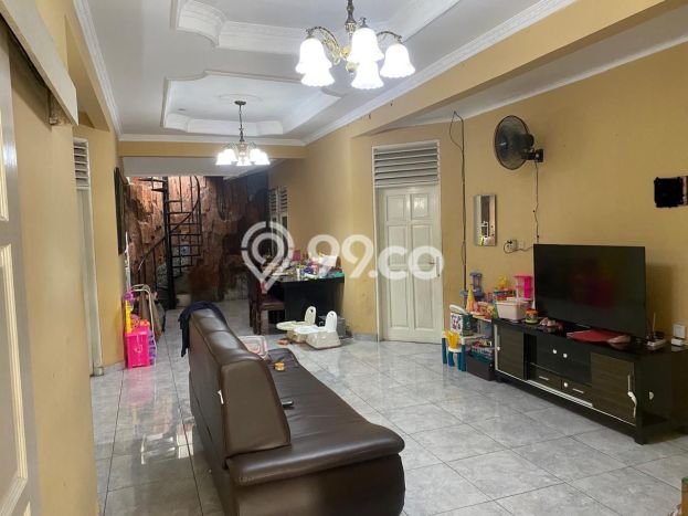 Rumah Modern LT 162m2m² Terawat di , Dekat Sekolah, Bekasi Rumah Modern LT 162m2m² Terawat di , Dekat Sekolah, Bekasi