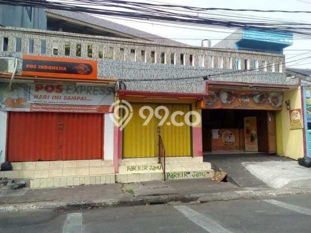 Ruko di Johar Baru, Luas 165m², Area Komersial, Ramai Ruko di Johar Baru, Luas 165m², Area Komersial, Ramai